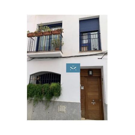 Sitges Spaces Deluxe Beach Apartment- 3 Bedroom, 2 Bathroom, Next To Beach, Sleeps 6 Exteriör bild